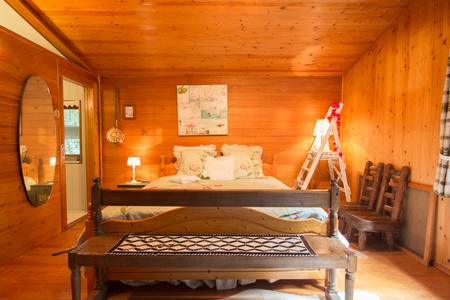 Master bedroom met badkamer